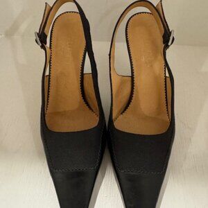Vintage Gucci Women's Kitten Heel Sling Back Black Leather Wooden Heel Size 7 B